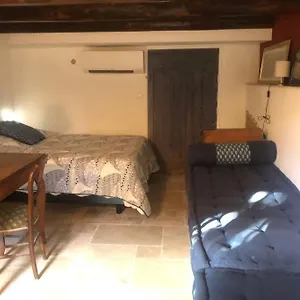 https://magnifique-maison-de-village-clim-vue-mer-8-pers.fr-provencehotel.com
