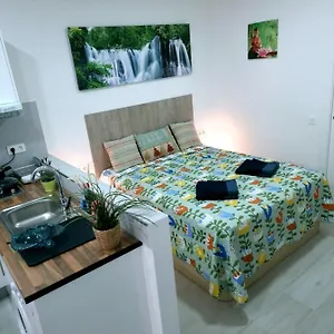 https://apartamentos-zanca-city-center.es-andalucia.com