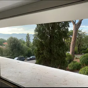https://lgant-studio-dans-batiment-historique.fr-provencehotel.com